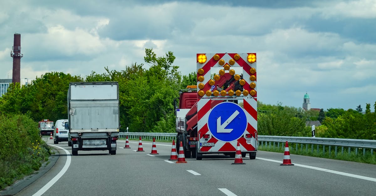 découvrez l'importance de la distance de signalisation des clignotants pour assurer une conduite sécurisée et prévenir les accidents.