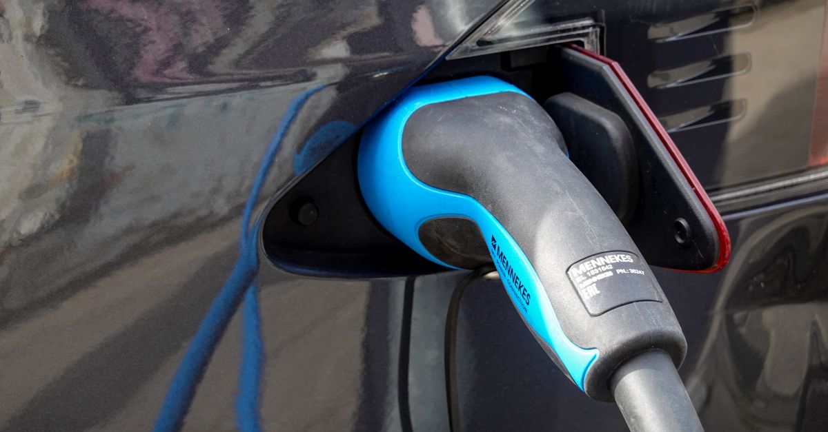 découvrez la capacité du réservoir de carburant de la twingo pour mieux planifier vos trajets et faire le plein efficacement.