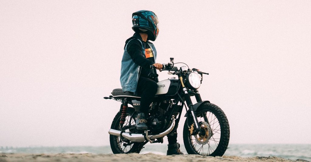 découvrez notre moto 125cc abordable et fiable, idéale pour vos déplacements quotidiens alliant économie et performance.