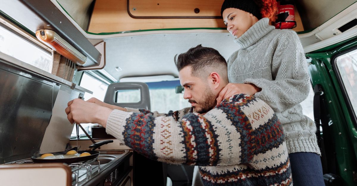 fabricant de pare-chocs pour camping-cars, offrant des produits de haute qualité pour protéger et personnaliser votre véhicule de loisirs.