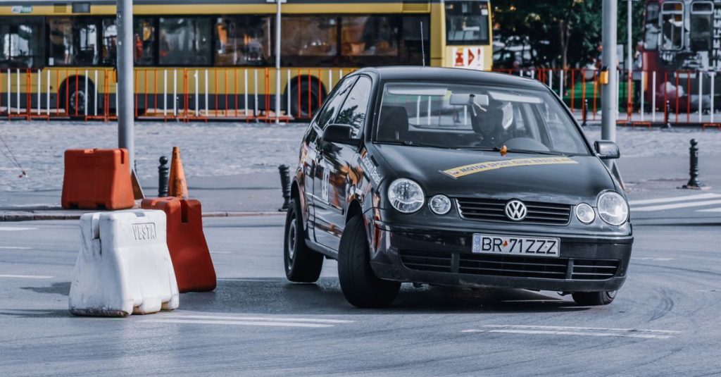 découvrez les différents types de permis de conduire, leurs usages et conditions pour obtenir chaque catégorie en france.