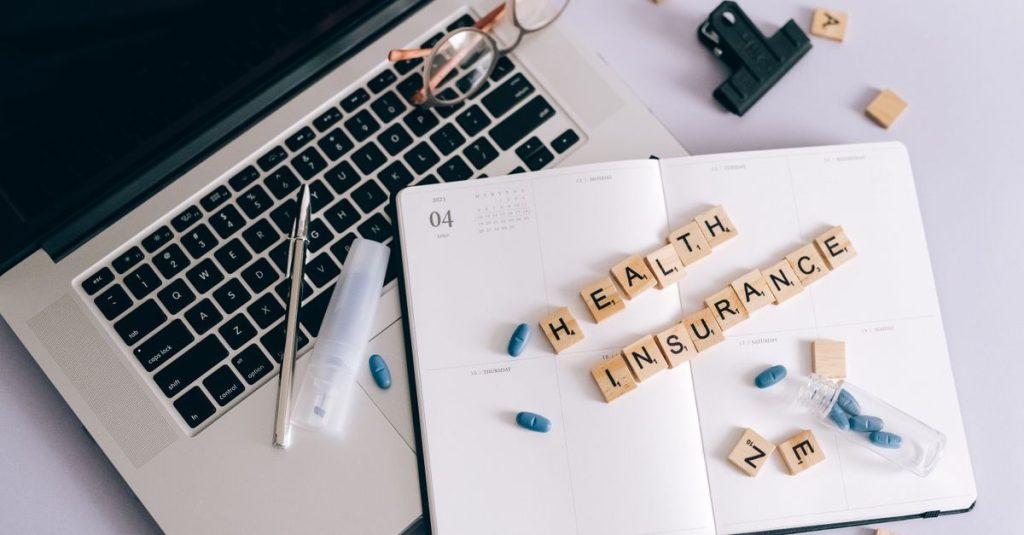 assurez la précision des informations d'assurance pour une gestion efficace et une protection optimale.