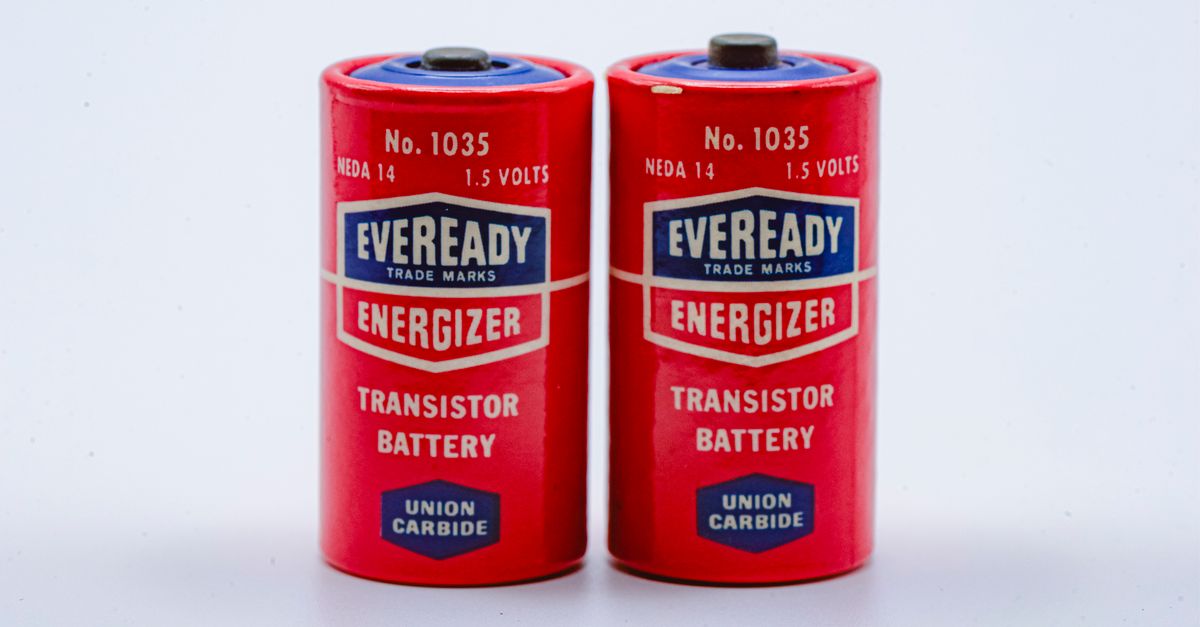 découvrez la batterie lithium-soufre, une technologie innovante offrant une haute densité énergétique et une grande légèreté pour des performances accrues dans le stockage d'énergie.