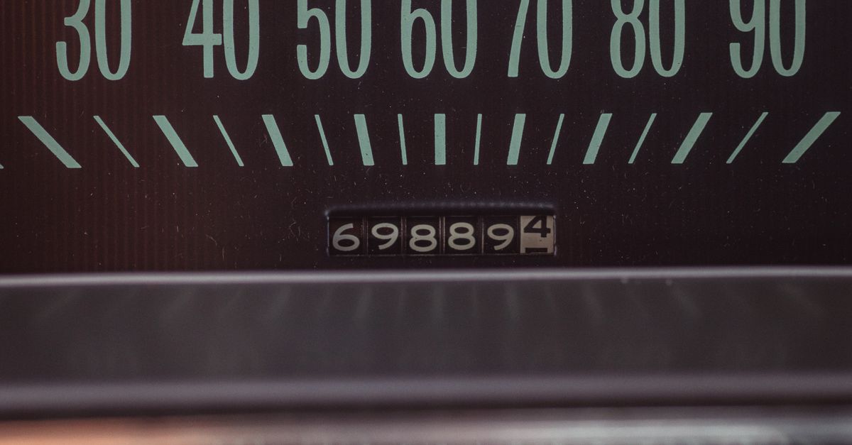 convertissez facilement des miles en kilomètres avec notre outil rapide et précis. obtenez des résultats instantanés pour vos besoins de conversion de distance.