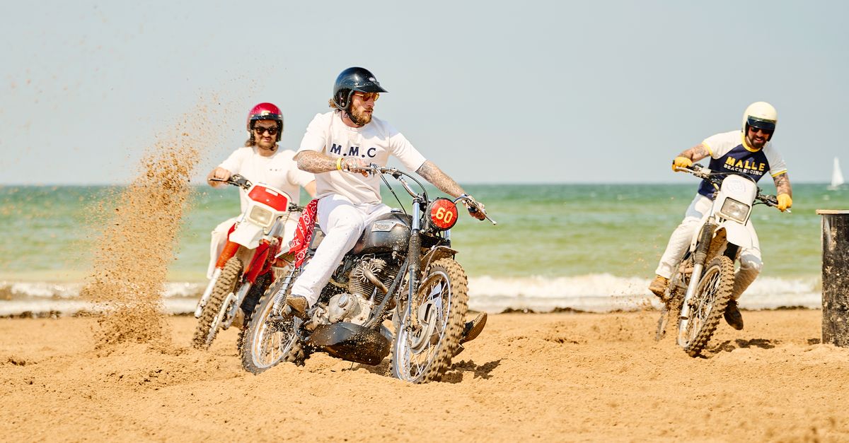 découvrez notre sélection de motos scrambler alliant style rétro et performances tout-terrain pour des aventures urbaines et hors route inoubliables.