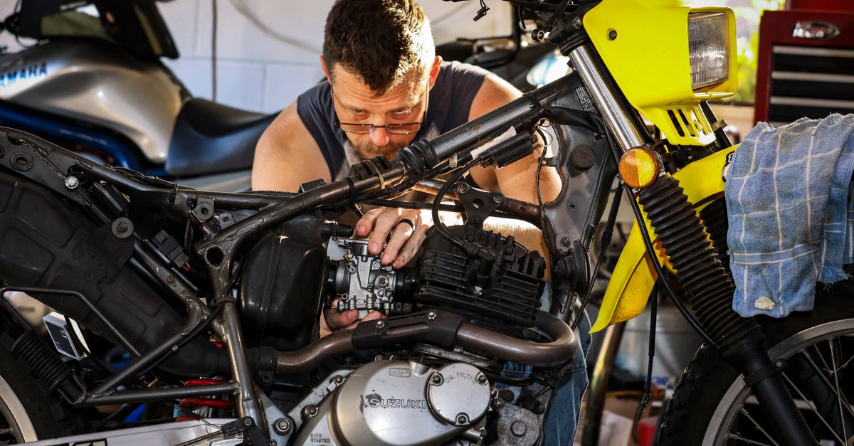optimisez les performances de votre moto grâce à nos conseils et techniques de tuning pour une conduite personnalisée et améliorée.
