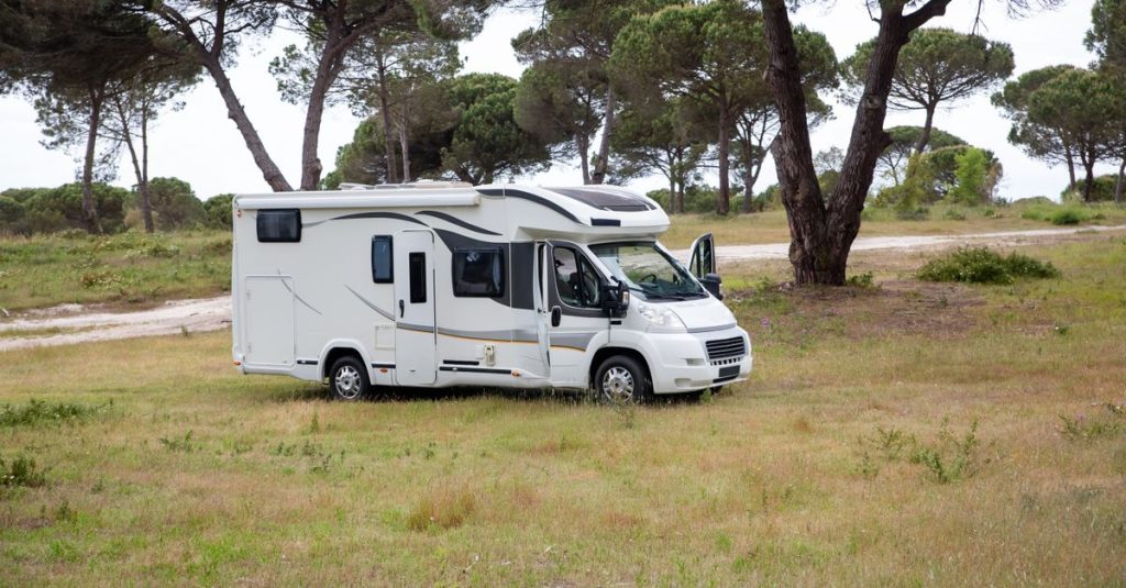 découvrez les marques de camping-cars à éviter pour ne pas compromettre votre confort et sécurité lors de vos voyages. conseils et avis indispensables avant l'achat.