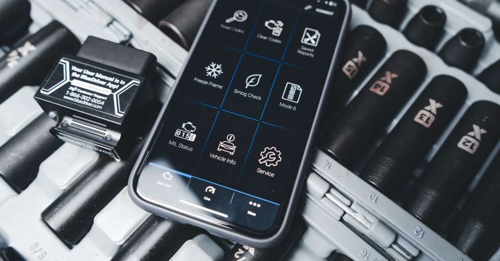 découvrez tout sur l'obd : diagnostic automobile, lecture des codes d'erreur et outils indispensables pour entretenir votre véhicule efficacement.