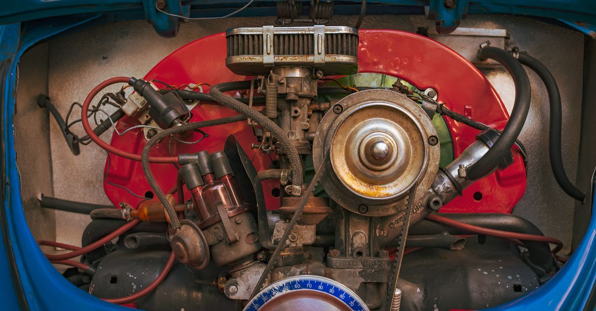 découvrez l'importance de l'entretien de la courroie de distribution pour assurer la performance et la longévité de votre moteur.