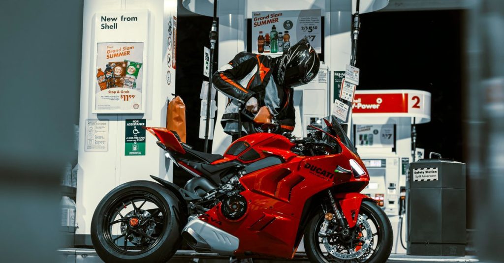 découvrez la moto la plus puissante au monde : performances extrêmes, vitesse exceptionnelle et technologie de pointe pour les passionnés de deux roues.